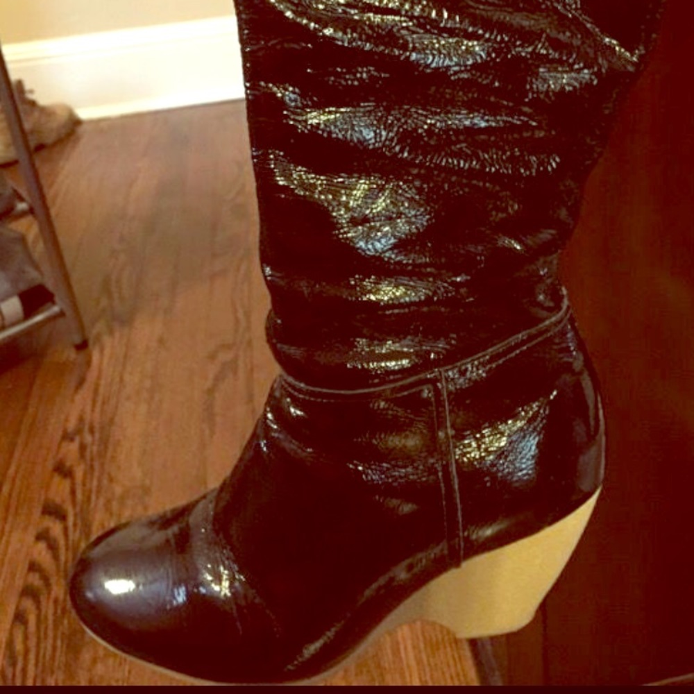 Vice President black Patent leather boots